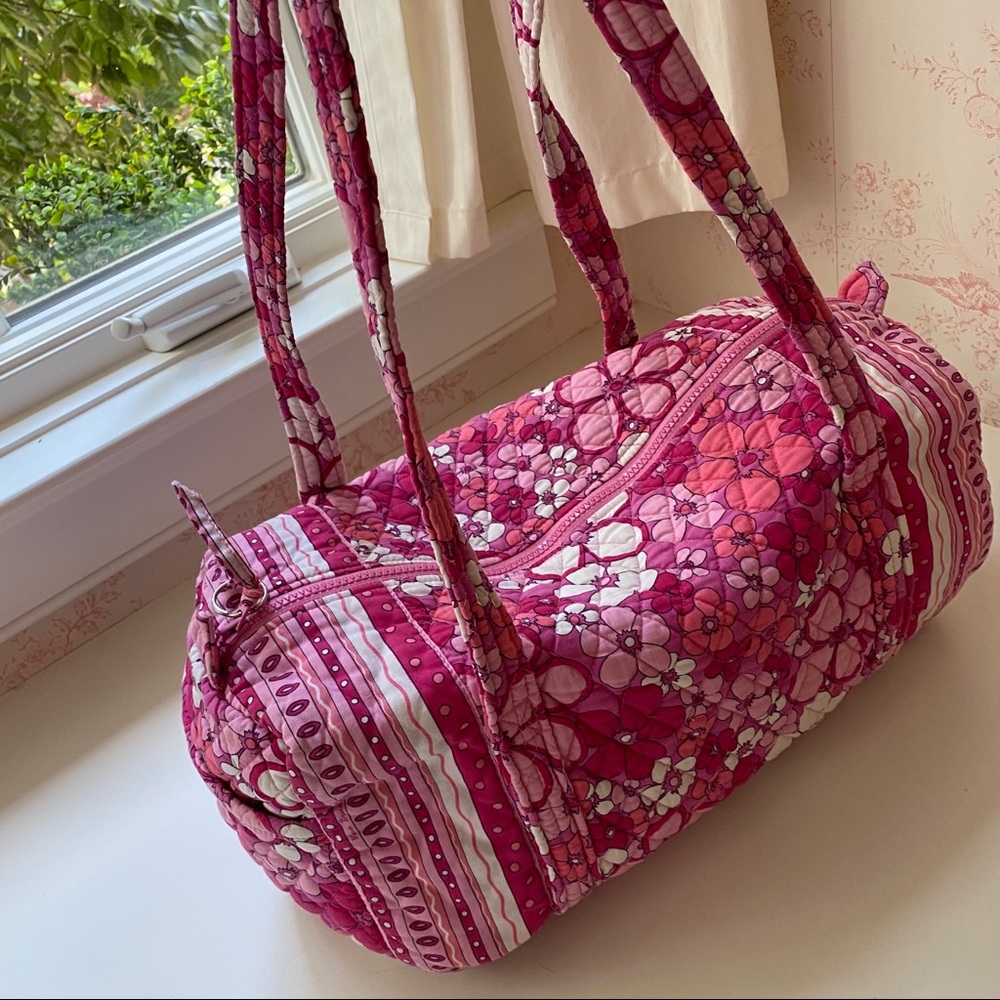 VERA BRADLEY duffle bag